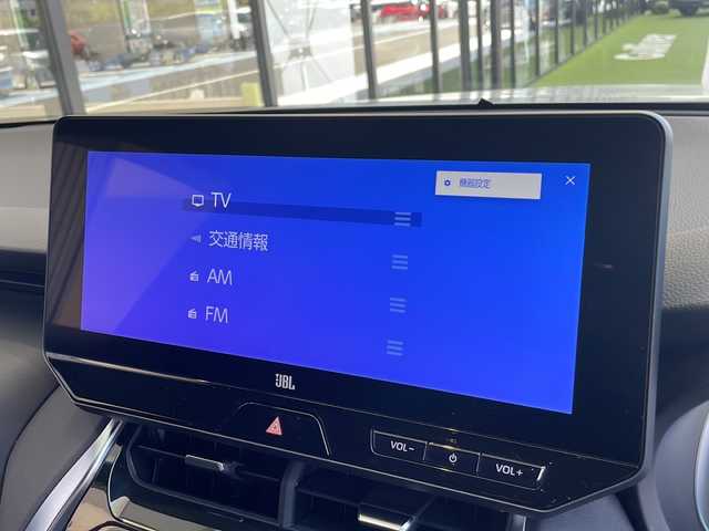 トヨタ ハリアー ハイブリッド Z 愛知県 2023(令5)年 2.9万km プラチナホワイトパールマイカ トヨタセーフティセンス/衝突軽減システム/純正ディスプレイオーディオ（ナビあり）/JBLプレミアムサウンド/全方位カメラ/レーダークルーズコントロール/フルセグ/バックカメラ/ヘッドアップディスプレイ/コーナーセンサー/純正アルミホイール/ブラインドスポットモニター/ＥＴＣ２．０/LEDヘッドライト/電動リアゲート/インテリジェントミラー/オートマチックハイビーム/ステアリングスイッチ/スマートキー/プッシュスタート