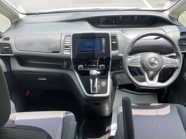 日産 セレナ ハイウェイスター Vセレクション 佐賀県 2018(平30)年 5.8万km ブリリアントホワイトパール ALPINEナビ/ALPINEフリップダウンモニター/アラウンドビューモニター/両側パワースライドドア/エマージェンシーブレーキ/LDW/クルーズコントロール/パーキングアシスト/アイドリングストップ/ETC/ステアリングリモコン/プッシュスタート/インテリジェントキー/LEDヘッドライト/フォグライト/純正アルミホイール