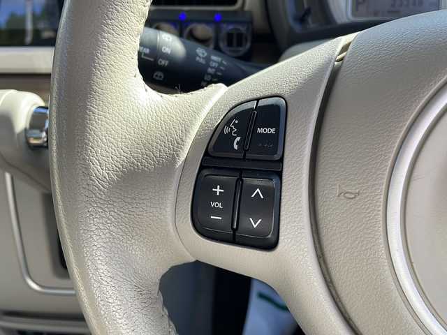 スズキ ラパン X 岩手県 2015(平27)年 6.6万km フレンチミントパールメタリック 純正メモリーナビ/AM/FM/CD/DVD/Bluetooth/フルセグTV/バックカメラ/全方位カメラ/ビルトインETC/衝突被害軽減ブレーキ/横滑り防止装置/アイドリングストップ/シートヒーター/オートライト/LEDヘッドライト/フォグランプ/スマートキー/プッシュスタート/電動格納ミラー/純正14インチAW/純正フロアマット/純正ドアバイザー/保証書/取扱説明書/ルーフキャリア