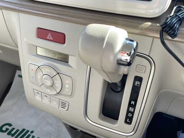 スズキ ラパン X 岩手県 2015(平27)年 6.6万km フレンチミントパールメタリック 純正メモリーナビ/AM/FM/CD/DVD/Bluetooth/フルセグTV/バックカメラ/全方位カメラ/ビルトインETC/衝突被害軽減ブレーキ/横滑り防止装置/アイドリングストップ/シートヒーター/オートライト/LEDヘッドライト/フォグランプ/スマートキー/プッシュスタート/電動格納ミラー/純正14インチAW/純正フロアマット/純正ドアバイザー/保証書/取扱説明書/ルーフキャリア
