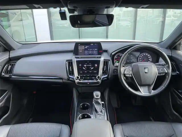 トヨタ クラウン ハイブリッド S スポーツスタイル 香川県 2019(令1)年 5.8万km ホワイトパールクリスタルシャイン 登録時走行距離：57769ｋｍ/純正SDナビゲーション/→フルセグTV/→CD/DVD/バックカメラ/ビルトインETC/サンルーフ/ブラインドスポットモニター/レーダークルーズコントロール/ステアリングリモコン/革巻きステアリング/前後コーナーセンサー/LEDオートライト/フォグランプ/純正18インチアルミホイール/純正フロアマット/パワーシート/スマートキー