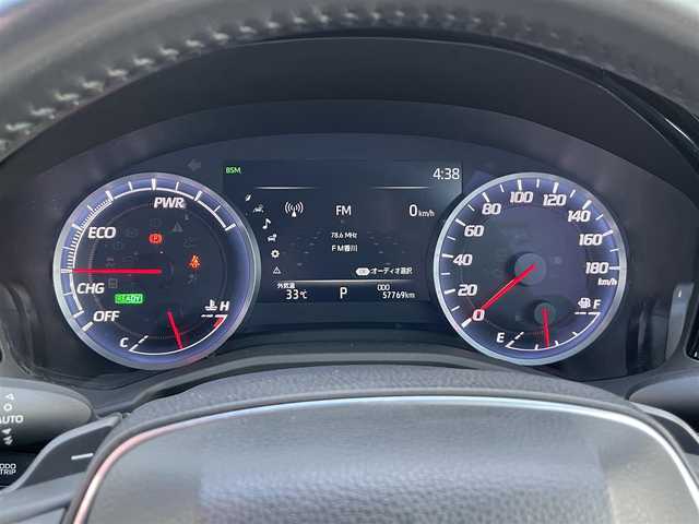 トヨタ クラウン ハイブリッド S スポーツスタイル 愛媛県 2019(令1)年 5.8万km ホワイトパールクリスタルシャイン 登録時走行距離：57769ｋｍ/純正SDナビゲーション/→フルセグTV/→CD/DVD/バックカメラ/ビルトインETC/サンルーフ/ブラインドスポットモニター/レーダークルーズコントロール/ステアリングリモコン/革巻きステアリング/前後コーナーセンサー/LEDオートライト/フォグランプ/純正18インチアルミホイール/純正フロアマット/パワーシート/スマートキー