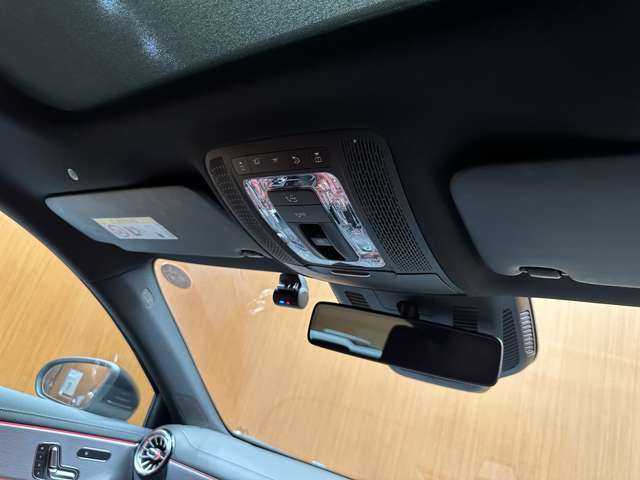 メルセデス・ベンツ Ａ２００ｄ AMGライン 千葉県 2019(令1)年 5.6万km コスモスブラック ＡＭＧレザーエクスクルーシブＰＫＧ　/赤黒革　/サンルーフ　/ＡＣＣ　/ナビ　/Ｂカメラ　/パワーシート　/シートヒーター　/ＴＶ　/アンビエントライト　/オートハイビーム　/衝突軽減Ｂ　/ＢＳＭ　/ＬＫＡ　/ドラレコ　/ＥＴＣ