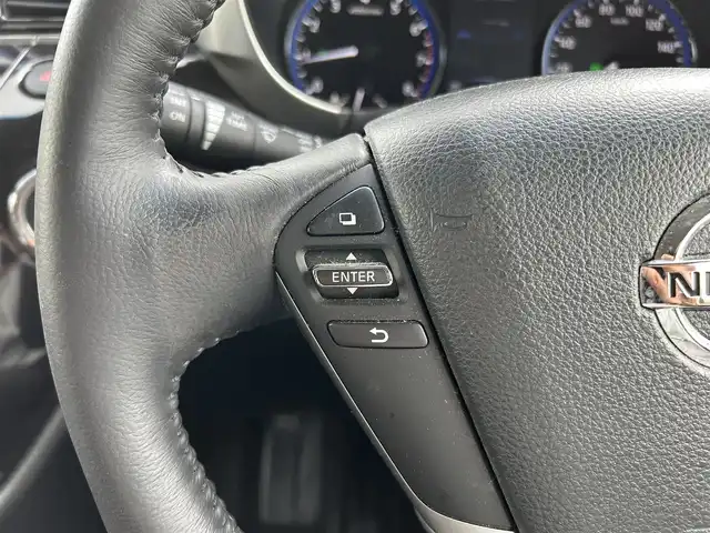 日産 エルグランド 250ハイウェイスター 新潟県 2014(平26)年 7.1万km ファントムブラック ４WD/純正ナビ/【フルセグTV/FM・AM/BT】/バックカメラ/フリップダウンモニター/クルーズコントロール/ビルトインETC/両側パワースライドドア/前後コーナーセンサー/ハーフレザーシート/革巻きステアリング/ステアリングスイッチ/オートライト/LEDヘッドライト/フォグランプ/横滑り防止/プッシュスタート/スマートキー