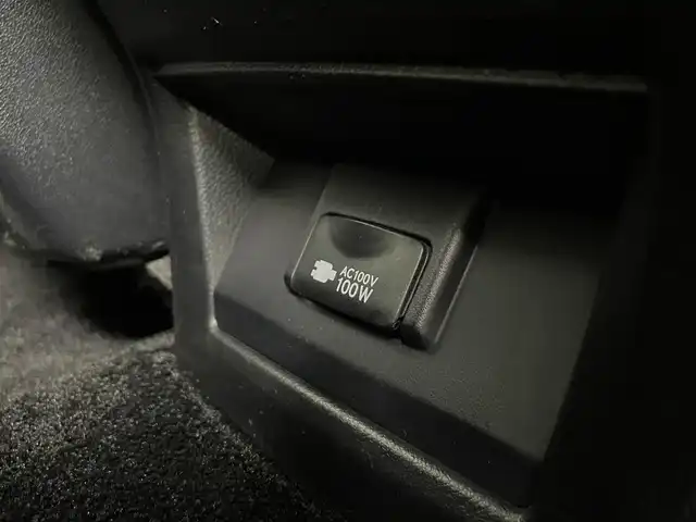 レクサス ＮＸ 300h アーバンスタイル 埼玉県 2017(平29)年 4.4万km ブラック 純正ナビ　黒革　3眼　シートヒーター　ETC2.0　ドライブレコーダー　レーダークルーズコントロール　レーンキープアシスト　コーナーセンサー　パワーシート　LEDヘッドライト　オートハイビーム