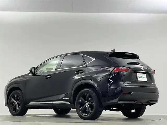 レクサス ＮＸ 300h アーバンスタイル 埼玉県 2017(平29)年 4.4万km ブラック 純正ナビ　黒革　3眼　シートヒーター　ETC2.0　ドライブレコーダー　レーダークルーズコントロール　レーンキープアシスト　コーナーセンサー　パワーシート　LEDヘッドライト　オートハイビーム