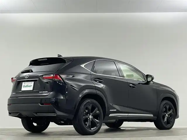 レクサス ＮＸ 300h アーバンスタイル 埼玉県 2017(平29)年 4.4万km ブラック 純正ナビ　黒革　3眼　シートヒーター　ETC2.0　ドライブレコーダー　レーダークルーズコントロール　レーンキープアシスト　コーナーセンサー　パワーシート　LEDヘッドライト　オートハイビーム