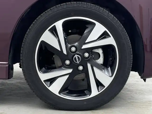 日産 デイズ HWS G ターボ プロパイロットED 埼玉県 2024(令6)年 1.1万km パープル 純正９インチナビ　アラウンドビューモニター　Ｂｌｕｅｔｏｏｔｈ　ブラインドスポットモニター　ドライブレコーダー　オートハイビーム　コーナーセンサー アイドリングストップ 衝突軽減システム ETC