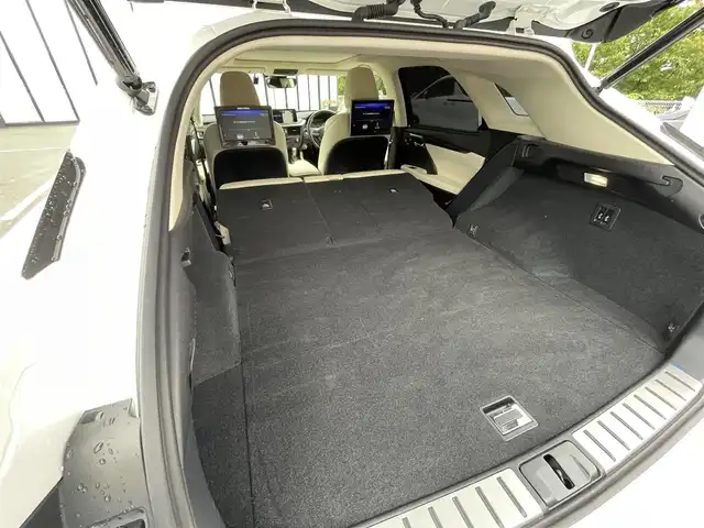 レクサス ＲＸ 300 バージョンL 大阪府 2020(令2)年 3.2万km ソニッククォーツ 純正12.3インチコネクトナビ/　（フルセグTV/CD//DVD/Bluetooth/USB/AUX）/ツインルーフ/パノラミックビューモニター/パワーバックドア/BSM/後席モニター/（ヘッドレスト型2台）/本革シート/メモリ付きパワーシート（D.N席）　/三眼ＬＥＤヘッドライト/HUD　/ＥＴＣ２．０　/ステアリングヒーター　/シートヒーター（全席）/シートベンチレーション　/ワイヤレス充電