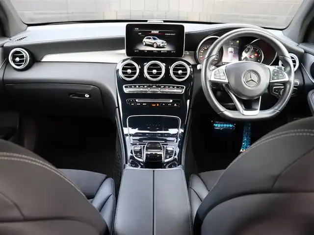 メルセデス・ベンツ ＧＬＣ２２０ d 4マチックスポーツ 宮城県 2018(平30)年 3.9万km ダイヤモンドホワイト 純正ナビＴＶ/・フルセグ・ＢＴ・ＣＤ・ＤＶＤ・ＵＳＢ/レーダーセーフティ/・アクティブブレーキアシスト/・ブラインドスポットアシスト/・アテンションアシスト/・レーンキープアシスト/アダプティブクルーズコントロール/３６０℃カメラ/パワーテールゲート/ハーフレザーシート/・左右メモリー機能付きパワーシート/全席シートヒーター/ヘッドアップディスプレイ/純正ＯＰ前後ドライブレコーダー/パドルシフト/キーレスゴー/デュアルオートエアコン/アンビエントライト３カラー/純正ＥＴＣ