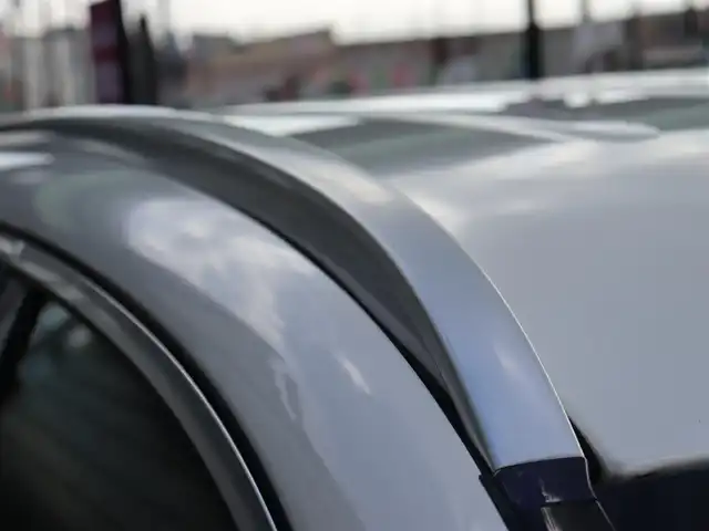 メルセデス・ベンツ ＧＬＣ２２０ d 4マチックスポーツ 宮城県 2018(平30)年 3.9万km ダイヤモンドホワイト 純正ナビＴＶ/・フルセグ・ＢＴ・ＣＤ・ＤＶＤ・ＵＳＢ/レーダーセーフティ/・アクティブブレーキアシスト/・ブラインドスポットアシスト/・アテンションアシスト/・レーンキープアシスト/アダプティブクルーズコントロール/３６０℃カメラ/パワーテールゲート/ハーフレザーシート/・左右メモリー機能付きパワーシート/全席シートヒーター/ヘッドアップディスプレイ/純正ＯＰ前後ドライブレコーダー/パドルシフト/キーレスゴー/デュアルオートエアコン/アンビエントライト３カラー/純正ＥＴＣ