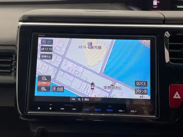 ホンダ ステップワゴン スパーダ ハイブリッド G ホンダセンシング 鹿児島県 2017(平29)年 4.7万km プラチナホワイトパール ワンオーナー　/純正ＳＤナビ　/（フルセグ/DVD/CD/Bluetooth）/フリップダウンモニター　/レーダークルーズコントロール　/バックカメラ　/電子パーキング　/ブレーキホールド　/レーンキープアシスト　/両側パワースライドドア　/コーナーセンサー　/ビルドインＥＴＣ/コーナーセンサー