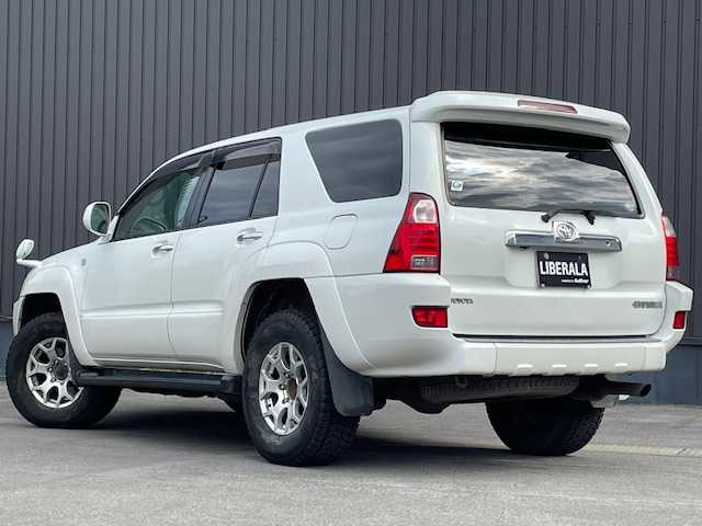 トヨタ ハイラックス サーフ SSR－X 青森県 2005(平17)年 18.3万km ホワイトパールクリスタルシャイン /４WD/社外ナビ/　（DVD/Bｔ視聴可）/社外バックカメラ/社外16インチアルミホイール/ランプ付きサイドステップ/純正ドアバイザー/純正フロアマット/バックドア・イージークローザー/リア7面プライバシーガラス/オートライト/Wエアバッグ/ABS/取説