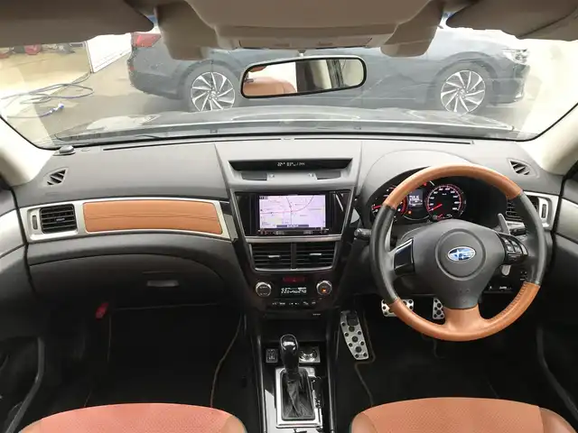 スバル エクシーガクロスオーバー７ 2．5i アイサイト 富山県 2016(平28)年 7.6万km クリスタルブラックシリカ 4WD/フリップダウンモニター/純正ナビ/フルセグTV/Bluetooth/バックカメラ/衝突被害軽減ブレーキ/レーンキープアシスト/ハーフレザーシート/パワーシート/シートヒーター/革巻きステアリング/パドルシフト/プッシュスタート/スマートキー/ETC