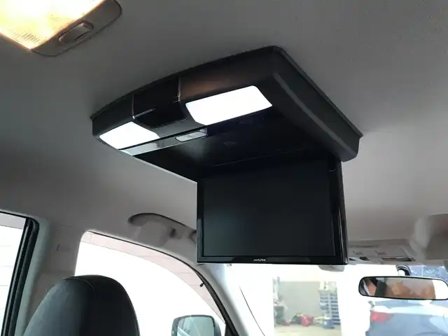 スバル エクシーガクロスオーバー７ 2．5i アイサイト 富山県 2016(平28)年 7.6万km クリスタルブラックシリカ 4WD/フリップダウンモニター/純正ナビ/フルセグTV/Bluetooth/バックカメラ/衝突被害軽減ブレーキ/レーンキープアシスト/ハーフレザーシート/パワーシート/シートヒーター/革巻きステアリング/パドルシフト/プッシュスタート/スマートキー/ETC