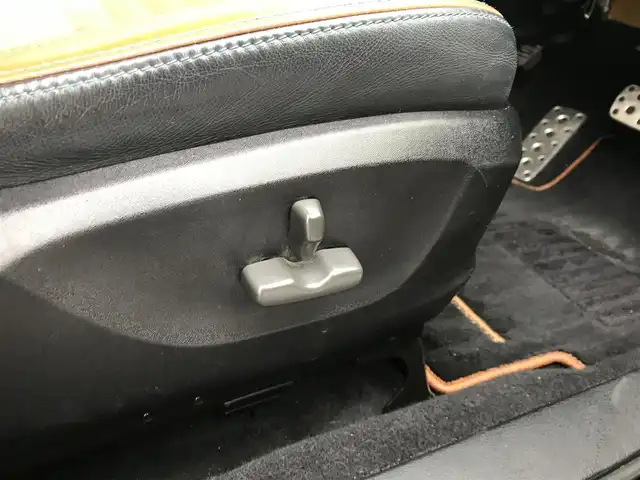 スバル エクシーガクロスオーバー７ 2．5i アイサイト 富山県 2016(平28)年 7.6万km クリスタルブラックシリカ 4WD/フリップダウンモニター/純正ナビ/フルセグTV/Bluetooth/バックカメラ/衝突被害軽減ブレーキ/レーンキープアシスト/ハーフレザーシート/パワーシート/シートヒーター/革巻きステアリング/パドルシフト/プッシュスタート/スマートキー/ETC