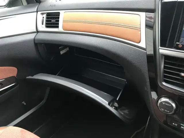 スバル エクシーガクロスオーバー７ 2．5i アイサイト 富山県 2016(平28)年 7.6万km クリスタルブラックシリカ 4WD/フリップダウンモニター/純正ナビ/フルセグTV/Bluetooth/バックカメラ/衝突被害軽減ブレーキ/レーンキープアシスト/ハーフレザーシート/パワーシート/シートヒーター/革巻きステアリング/パドルシフト/プッシュスタート/スマートキー/ETC