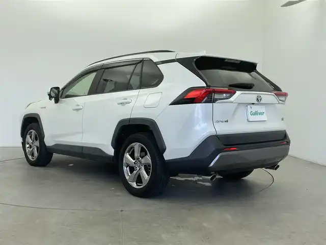 トヨタ ＲＡＶ４ ハイブリットX 富山県 2020(令2)年 3万km ホワイトパールクリスタルシャイン 純正メモリナビ /フルセグTV/Bluetooth/バックカメラ/ETC/トヨタセーフティセンス/LEDオートライト/前後コーナーセンサー/純正ドアバイザー/純正フロアマット/純正18インチアルミ/レーダークルーズコントロール/スマートキー/スペアキー/プッシュスタート