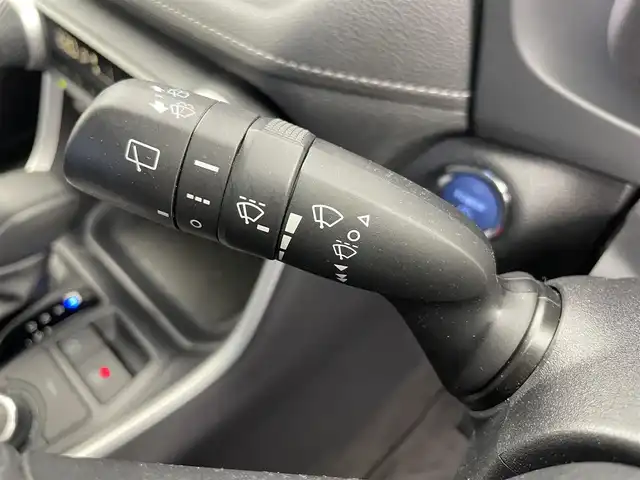 トヨタ ＲＡＶ４ ハイブリットX 富山県 2020(令2)年 3万km ホワイトパールクリスタルシャイン 純正メモリナビ /フルセグTV/Bluetooth/バックカメラ/ETC/トヨタセーフティセンス/LEDオートライト/前後コーナーセンサー/純正ドアバイザー/純正フロアマット/純正18インチアルミ/レーダークルーズコントロール/スマートキー/スペアキー/プッシュスタート