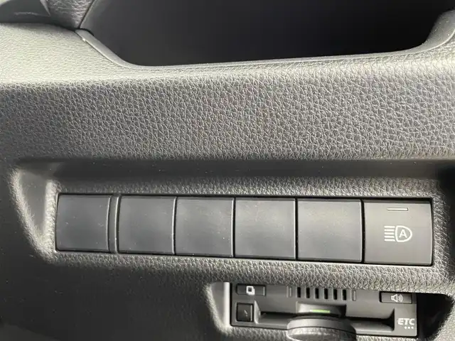 トヨタ ＲＡＶ４ ハイブリットX 富山県 2020(令2)年 3万km ホワイトパールクリスタルシャイン 純正メモリナビ /フルセグTV/Bluetooth/バックカメラ/ETC/トヨタセーフティセンス/LEDオートライト/前後コーナーセンサー/純正ドアバイザー/純正フロアマット/純正18インチアルミ/レーダークルーズコントロール/スマートキー/スペアキー/プッシュスタート