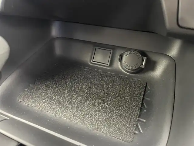 トヨタ ＲＡＶ４ ハイブリットX 富山県 2020(令2)年 3万km ホワイトパールクリスタルシャイン 純正メモリナビ /フルセグTV/Bluetooth/バックカメラ/ETC/トヨタセーフティセンス/LEDオートライト/前後コーナーセンサー/純正ドアバイザー/純正フロアマット/純正18インチアルミ/レーダークルーズコントロール/スマートキー/スペアキー/プッシュスタート