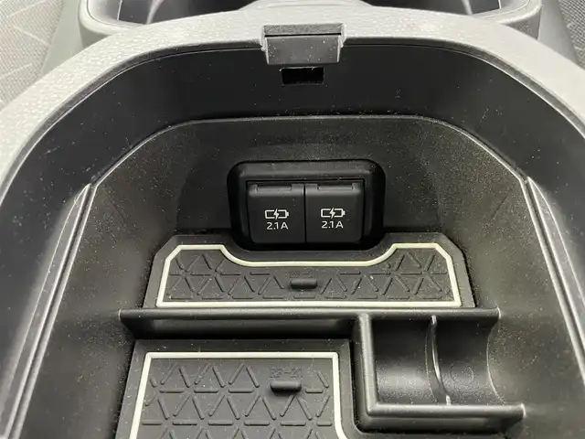 トヨタ ＲＡＶ４ ハイブリットX 富山県 2020(令2)年 3万km ホワイトパールクリスタルシャイン 純正メモリナビ /フルセグTV/Bluetooth/バックカメラ/ETC/トヨタセーフティセンス/LEDオートライト/前後コーナーセンサー/純正ドアバイザー/純正フロアマット/純正18インチアルミ/レーダークルーズコントロール/スマートキー/スペアキー/プッシュスタート