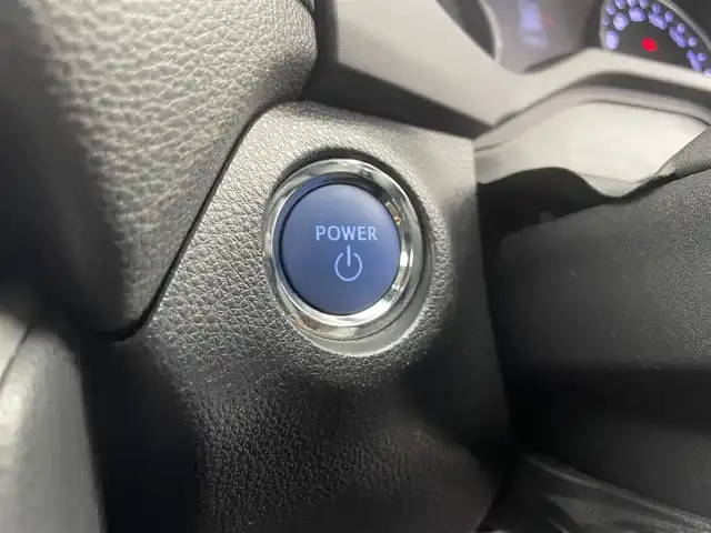 トヨタ ＲＡＶ４ ハイブリットX 富山県 2020(令2)年 3万km ホワイトパールクリスタルシャイン 純正メモリナビ /フルセグTV/Bluetooth/バックカメラ/ETC/トヨタセーフティセンス/LEDオートライト/前後コーナーセンサー/純正ドアバイザー/純正フロアマット/純正18インチアルミ/レーダークルーズコントロール/スマートキー/スペアキー/プッシュスタート