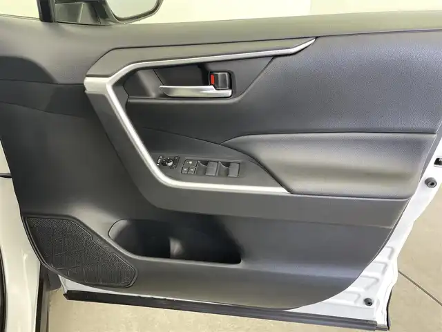 トヨタ ＲＡＶ４ ハイブリットX 富山県 2020(令2)年 3万km ホワイトパールクリスタルシャイン 純正メモリナビ /フルセグTV/Bluetooth/バックカメラ/ETC/トヨタセーフティセンス/LEDオートライト/前後コーナーセンサー/純正ドアバイザー/純正フロアマット/純正18インチアルミ/レーダークルーズコントロール/スマートキー/スペアキー/プッシュスタート