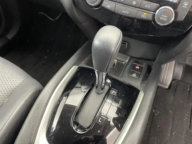 日産 エクストレイル ハイブリッド 20Xi 滋賀県 2018(平30)年 6.2万km ダークメタルグレー 【官位登録・DNクレーム無効】/純正9型ナビ/・フルセグTV/・Bluetooth/・CD/DVD/アルパイン後席モニター/プロパイロット/インテリジェントアラウンドビューモニター/インテリジェントルームミラー/パワーバックドア/ハイビームアシスト/LEDヘッドランプ/ETC/コーナーセンサー/ステアリングスイッチ