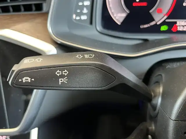 アウディ Ａ６ アバント 40TDIクワトロ 山形県 2021(令3)年 3.4万km 黒 純正ナビ/フルセグTV/AppleCarplay/バーチャルコックピット/アダプティブクルーズコントロール/レーンキープアシスト/ブラインドスポットモニター/アンビエントライト/レザーシート/パワーシート/パドルシフト/コーナーセンサー/電動リアゲート/フットオープナー