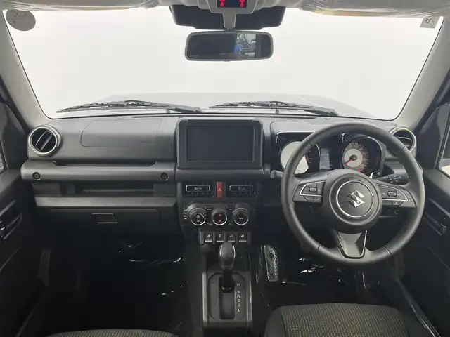 スズキ ジムニー ノマド FC 富山県 2025(令7)年 0.1千km 黒 ワンオーナー/4WD/スズキセーフティサポート/デュアルカメラブレーキサポート/アダプティブクルーズコントロール/車線逸脱警報機能/標識認識機能/後退時ブレーキサポート/ハイビームアシスト/オートLEDヘッドライト/リアパーキングセンサー/スマートキー×２/プッシュスタート/アイドリングストップ/取扱説明書/保証書