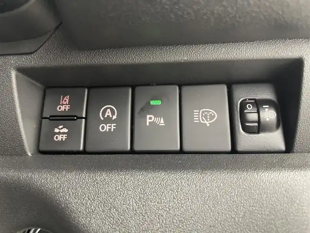 スズキ ジムニー ノマド FC 富山県 2025(令7)年 0.1千km 黒 ワンオーナー/4WD/スズキセーフティサポート/デュアルカメラブレーキサポート/アダプティブクルーズコントロール/車線逸脱警報機能/標識認識機能/後退時ブレーキサポート/ハイビームアシスト/オートLEDヘッドライト/リアパーキングセンサー/スマートキー×２/プッシュスタート/アイドリングストップ/取扱説明書/保証書