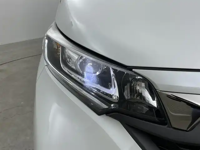 ホンダ フリード ハイブリット クロスター ホンダセンシング 岡山県 2020(令2)年 6万km プラチナホワイトパール ８インチナビ/【Bluetooth/フルセグTV/CD/DVD/USB】/型番:AVIC-RL811/アルパインフリップダウンモニター/両側パワースライドドア/衝突軽減ブレーキ/レーダークルーズコントロール/社外ドライブレコーダー（前）/前席シートヒーター/ハーフレザーシート/バックカメラ/ビルトインＥＴＣ/ＬＥＤヘッドライト/純正15インチアルミホイール/エンジンスターター×1/スマートキー×2