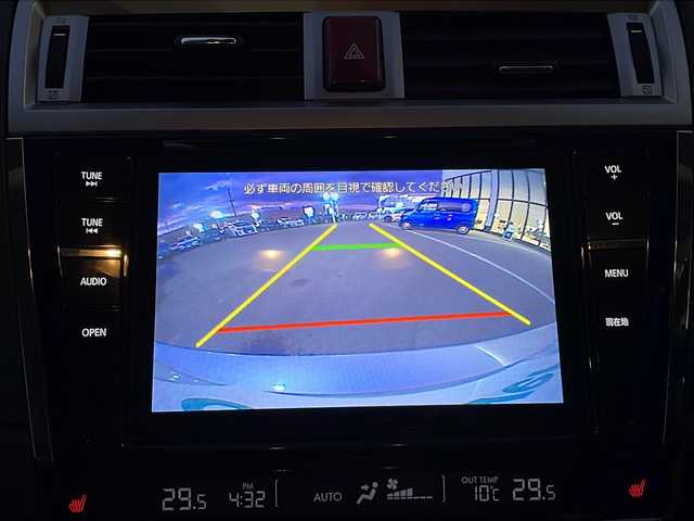 スバル レガシィ Ｂ４ リミテッド 青森県 2015(平27)年 7.2万km アイスシルバーメタリック ・本革シート/・純正ナビ/・フルセグ/CD/DVD/BT/・バックカメラ/・衝突軽減装置/・レーンキープアシスト/・追従型クルーズコントロール/・パドルシフト/・D+N席シートヒーター/・D+Nパワーシート/・スマートキー/・オートライト/・オートハイビーム/・LEDヘッドライト/・ドアバイザー/・純正18AW/・保証書/取説