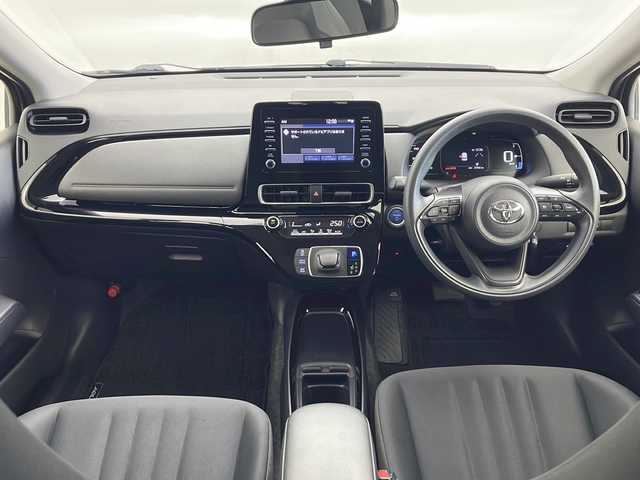 トヨタ アクア X 秋田県 2021(令3)年 2.8万km クリアベージュメタリック ４WD/ワンオーナー　/7インチディスプレイオーディオ/フルセグＴＶ　/バックカメラ　/プッシュスタート　/スマートキー　/トヨタセーフティンス　/寒冷地仕様　/フロントワイパーデアイサー　/ドアミラーヒーター　/ＬＥＤヘッドライト　/ウィンカーミラー/サイドバーザー/純正フロアマット/電格ミラー/オートマチックハイビーム/ライトレベライザー/AV100V/レーンキープアシスト/ソナー/クルーズコントロール/オートライト/ステアリングリモコン/横滑り防止装置/DRIVE　MODE/EV　MODE/S-VSC