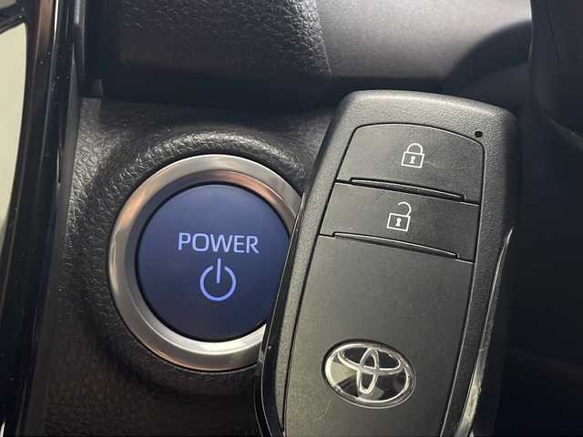 トヨタ アクア X 秋田県 2021(令3)年 2.8万km クリアベージュメタリック ４WD/ワンオーナー　/7インチディスプレイオーディオ/フルセグＴＶ　/バックカメラ　/プッシュスタート　/スマートキー　/トヨタセーフティンス　/寒冷地仕様　/フロントワイパーデアイサー　/ドアミラーヒーター　/ＬＥＤヘッドライト　/ウィンカーミラー/サイドバーザー/純正フロアマット/電格ミラー/オートマチックハイビーム/ライトレベライザー/AV100V/レーンキープアシスト/ソナー/クルーズコントロール/オートライト/ステアリングリモコン/横滑り防止装置/DRIVE　MODE/EV　MODE/S-VSC