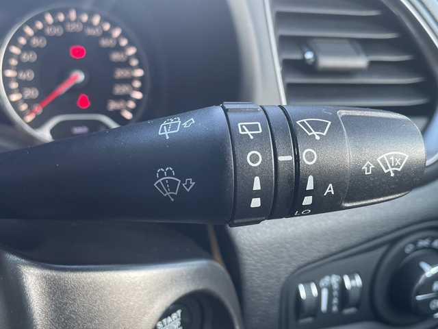 クライスラー・ジープ ジープ レネゲード リミテッド 高知県 2020(令2)年 3.2万km 黒 純正ナビ/【フルセグTV/BT/Applecarplay/Android Auto】/アドバンストブレーキアシスト/LaneSenseTM車線逸脱警報プラス/前面衝突警報（クラッシュミティゲーション付）/ブラインドスポットモニター / リアクロスパスディテクション/Parkviewリアバックアップカメラ/ParkSenseリアパークアシスト/エレクトロニック・スタビリティ・コントロール（横滑り防止）/エレクトロニック・ロール・ミティゲーション（車線逸脱防止）/オールスピードトラクションコントロール（タイヤ空転防止）/アダプティブクルーズコントロール/LEDヘッドライト（デイタイム・ランニング・ライト付）/黒レザーシート/シートヒーター/ステアリングヒーター/純正17インチアルミホイール/前後ドラレコ