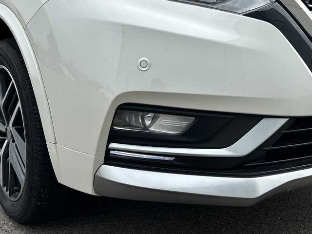 日産 エクストレイル ハイブリッド オーテック iパッケージ 愛媛県 2020(令2)年 4.5万km ブリリアントホワイトパール 純正ワイドナビ/（Bluetooth/AM/FM/フルセグTV/SD/DVD/CD）/衝突軽減ブレーキ/パワーシート/レーダークルーズコントロール/アラウンドビューモニター/電動リアゲート/コーナーセンサー/LEDヘッドライト/シートヒーター/ETC/ドライブレコーダー/スマートキー/純正フロアマット