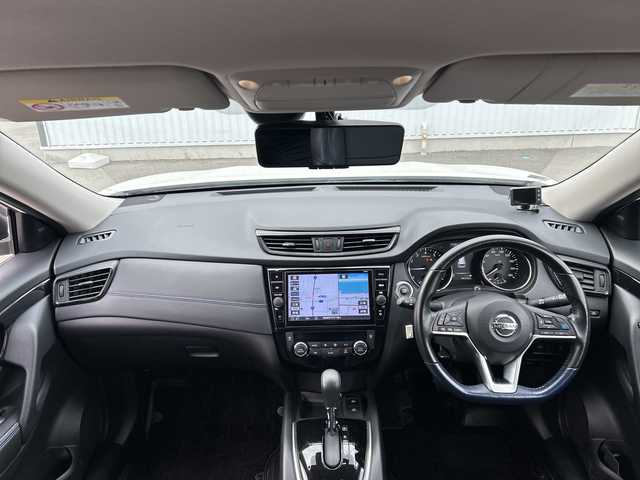 日産 エクストレイル ハイブリッド オーテック iパッケージ 愛媛県 2020(令2)年 4.5万km ブリリアントホワイトパール 純正ワイドナビ/（Bluetooth/AM/FM/フルセグTV/SD/DVD/CD）/衝突軽減ブレーキ/パワーシート/レーダークルーズコントロール/アラウンドビューモニター/電動リアゲート/コーナーセンサー/LEDヘッドライト/シートヒーター/ETC/ドライブレコーダー/スマートキー/純正フロアマット