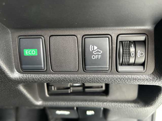 日産 エクストレイル ハイブリッド オーテック iパッケージ 愛媛県 2020(令2)年 4.5万km ブリリアントホワイトパール 純正ワイドナビ/（Bluetooth/AM/FM/フルセグTV/SD/DVD/CD）/衝突軽減ブレーキ/パワーシート/レーダークルーズコントロール/アラウンドビューモニター/電動リアゲート/コーナーセンサー/LEDヘッドライト/シートヒーター/ETC/ドライブレコーダー/スマートキー/純正フロアマット