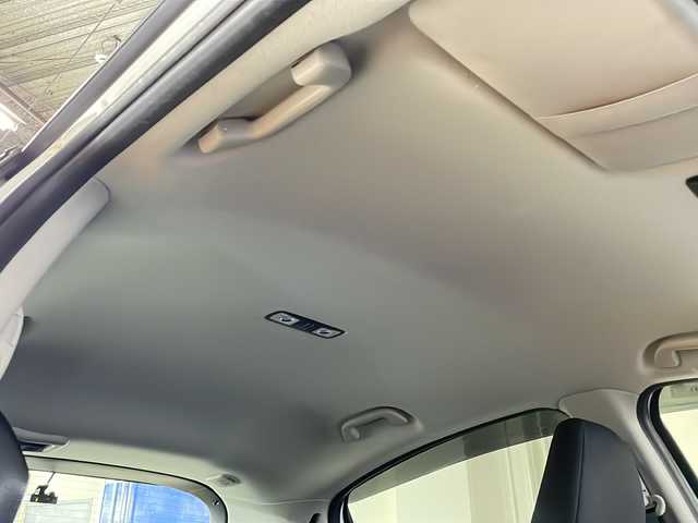 ホンダ ヴェゼル ハイブリッド X ホンダセンシング ブリリアントスタイルED 広島県 2017(平29)年 4.7万km ホワイトオーキッドパール 純正ナビ/バックカメラ/ホンダセンシング/・衝突軽減ブレーキ/・レーンキープアシスト/・アダプティブクルーズコントロール/・誤発進抑制機能/パドルシフト/ルーフレール/LEDヘッドランプ/純正17インチAW/ETC/ドライブレコーダー/USB入力端子