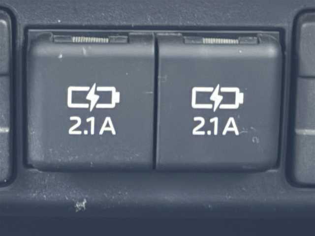 トヨタ シエンタ G セーフティエディション 東京都 2020(令2)年 2.9万km ホワイトパールクリスタルシャイン Ｔｏｙｏｔａ Ｓａｆｅｔｙ Ｓｅｎｓｅ/・プリクラッシュセーフティシステム/・レーンディパーチャーアラート/・オートマチックハイビーム/・先行車発進告知/インテリジェントクリアランスソナー/純正SDナビ/（CD/DVD/Bluetooth/USB接続/フルセグTV）/パノラミックビューモニター/両側パワースライド/モデリスタエアロ/オートライト/ＬＥＤヘッドライト/ＥＴＣ/シートヒーター/ステアリングヒーター/プッシュスタート/純正フロアマット/スマートキー