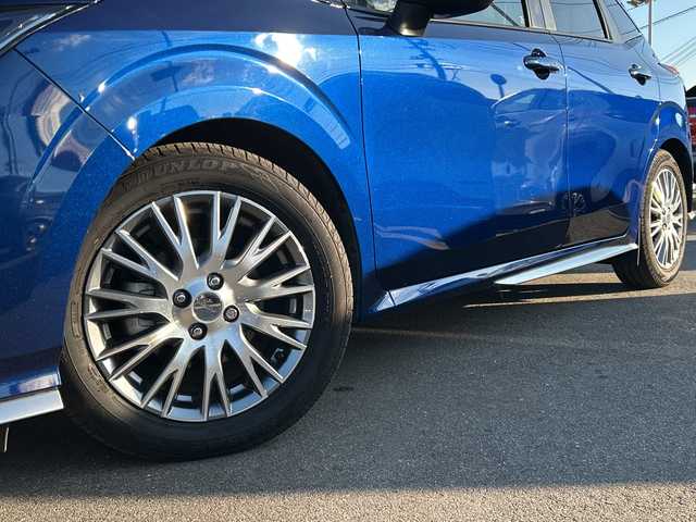 日産 ノート オーテック 山口県 2021(令3)年 5.3万km オーロラフレアブルーパール AUTECH専用装備/フロントグリル/シルバーフロントプロテクター/サイドシルプロテクター/シルバーリヤプロテクター/ダークウッド調フィニッシャー/合皮アームレスト/フロントセンターアームレスト/リヤセンターアームレスト/専用ブラックレザレットシート刺繍/専用ブラック本革巻ステアリング/AUTECHエンブレム/純正メモリナビ/（AM/FM/CD/DVD/USB/Bluetooth）/バックカメラ/ハーフレザー/純正フロアマット/ドライブレコーダー（DH5-D）/LEDヘッドライト/フォグランプ