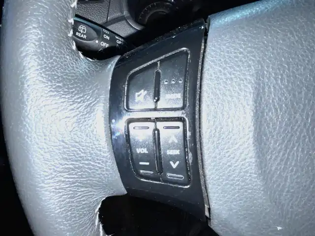 スズキ パレット ＳＷ リミテッドⅡ 青森県 2012(平24)年 12万km ミステリアスバイオレットパール (株)IDOMが運営する【じしゃロン青森店】の自社ローン対象車両になります。こちらは現金ご利用時の価格です。自社ローンご希望の方は別途その旨お申付け下さい。/４ＷＤ/純正バックモニター付きＣＤプレーヤー/　FM/AM/CD/AUX/バックカメラ/ステアリングリモコン/両側パワースライドドア/ドアミラーヒーター/シートヒーター（運転席側）/オートライト/キセノンヘッドライト/フォグランプ/ドアバイザー/フロアマット/社外１３インチアルミホイール装着