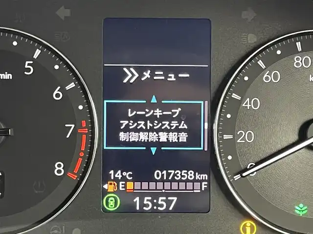 ホンダ ヴェゼル G 福岡県 2023(令5)年 1.8万km プラチナホワイトパール 純正ナビ（ＢＴ，フルセグＴＶ）　/バックカメラ　/前後ドラレコ　/ＥＴＣ　/ホンダセンシング　/障害物センサー　/ＡＣＣ　/衝突軽減ブレーキ　/レーンキープ　/ヒルアシストコントロール　/純正１６インチＡＷ　/ＬＥＤライト