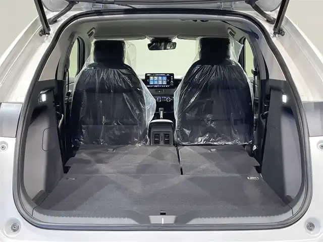 ホンダ ヴェゼル ハイブリッド e:HEV Z 愛知県 2025(令7)年 0.1万km未満 プラチナホワイトパール 登録済未使用車/Honda CONNECTディスプレー/（Bluetooth/フルセグTV/CarPlay/AM/FM)/ETC2.0車載器/ワイヤレス充電器/ホンダセンシング　/　　-衝突軽減ブレーキ（CMBS)/　　-路線逸脱抑制機能/　　-アダプティブクルーズコントロール/　　-先行車発進お知らせ機能/　　-標識認識機能/　　-オートハイビーム/電動バックドア　/ＬＥＤヘッドライト　/シートヒーター　/ステアリングヒーター/コーナーセンサー/ダウンヒルアシスト/バックカメラ