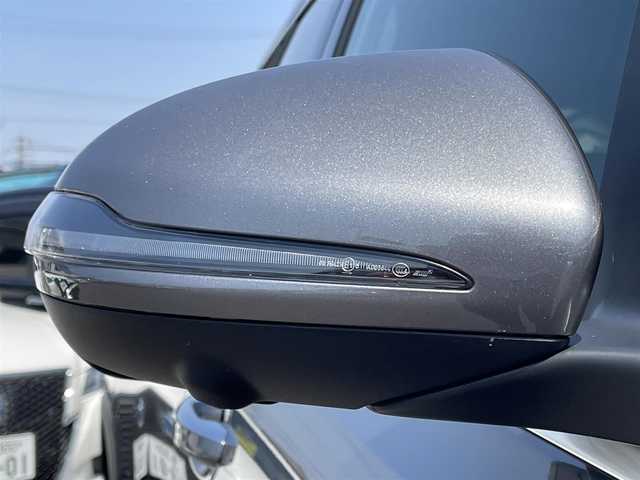 メルセデス・ベンツ ＧＬＢ２００ｄ 愛知県 2020(令2)年 4.1万km マウンテングレー 純正ナビ/フルセグTV/BT/バックカメラ/2.0ETC/純正18インチAW/パワーバックドア/アクティブレーンキーピングアシスト/アクティブステアリングアシスト/アクティブステアリングアシスト/ブラインドスポットアシスト/レーダークルーズコントロール/クリアランスソナー/ドライブレコーダー/ハーフレザーシート/前席メモリー付きパワーシート/前席シートヒーター