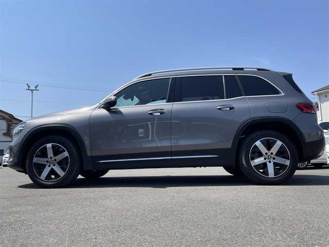 メルセデス・ベンツ ＧＬＢ２００ｄ 愛知県 2020(令2)年 4.1万km マウンテングレー 純正ナビ/フルセグTV/BT/バックカメラ/2.0ETC/純正18インチAW/パワーバックドア/アクティブレーンキーピングアシスト/アクティブステアリングアシスト/アクティブステアリングアシスト/ブラインドスポットアシスト/レーダークルーズコントロール/クリアランスソナー/ドライブレコーダー/ハーフレザーシート/前席メモリー付きパワーシート/前席シートヒーター