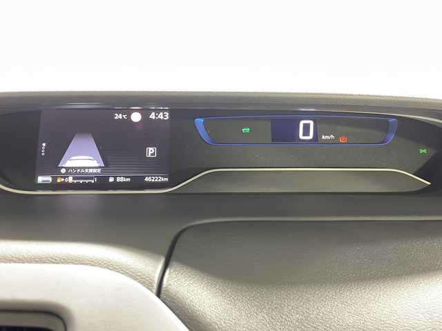日産 セレナ e－パワー HWS V アーバンクロム 神奈川県 2021(令3)年 4.7万km ダークメタルグレー 純正１０型ナビ/(フルセグ　USB　Bluetooth　CD　DVD　ブルーレイ　SD　AM　FM)/セーフティパックA/プロパイロット/レーンディパーチャーワーニング/エマージェンシーブレーキ/クロストラフィックアラート/移動物検知/前後ソナー/インテリジェントアラウンドビューモニター/インテリジェントデジタルインナーミラー/ビルトインETC/前方ドライブレコーダー/合皮シート/センターマルチコンソール/デュアルバックドア/LEDオートライト/フォグランプ/革巻きステアリング/純正１６インチAW