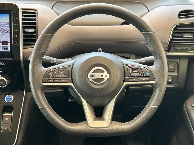 日産 セレナ e－パワー HWS V アーバンクロム 埼玉県 2021(令3)年 4.7万km ダークメタルグレー エマージェンシーブレーキ/プロパイロット/純正１０型SDナビ/　　CD/DVD/BT/フルセグ/USB/クリアランスソナー/アラウンドビューモニター/デジタルインナーミラー/前方ドライブレコーダー/合皮シート/両側パワースライドドア/LEDオートライト/フォグランプ/純正１６インチAW/スマートキー2本/ビルトインETC